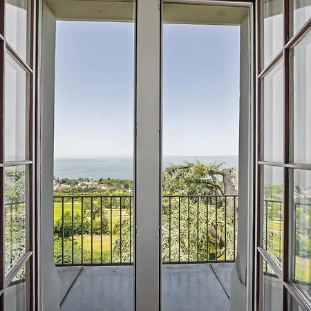 Schloss Wartensee 3*