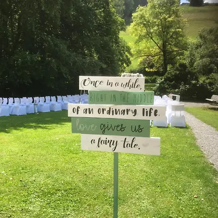 Hotel Schloss Wartensee 3*