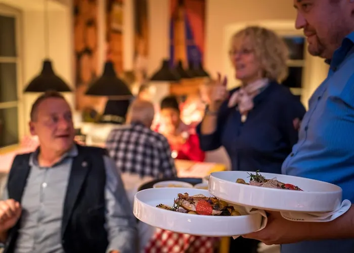 Hotel Schloss Wartensee 3*