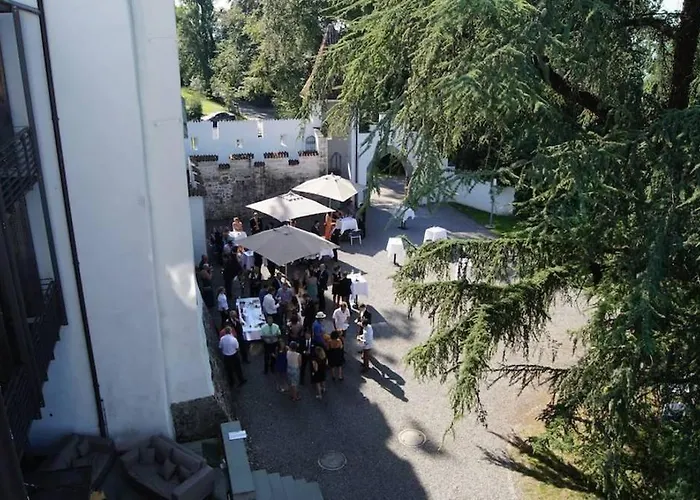 Отель Schloss Wartensee