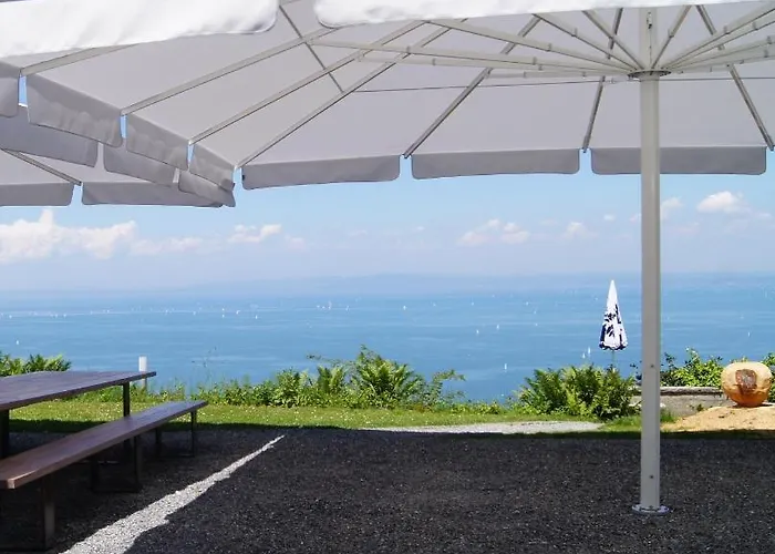 Schloss Wartensee 3*